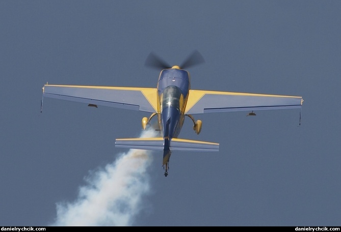 Extra 300