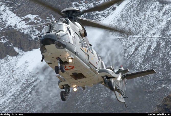Aerospatiale TH89 Super Puma