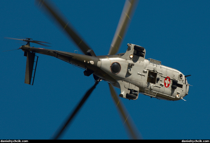 Aerospatiale AS-532 Cougar