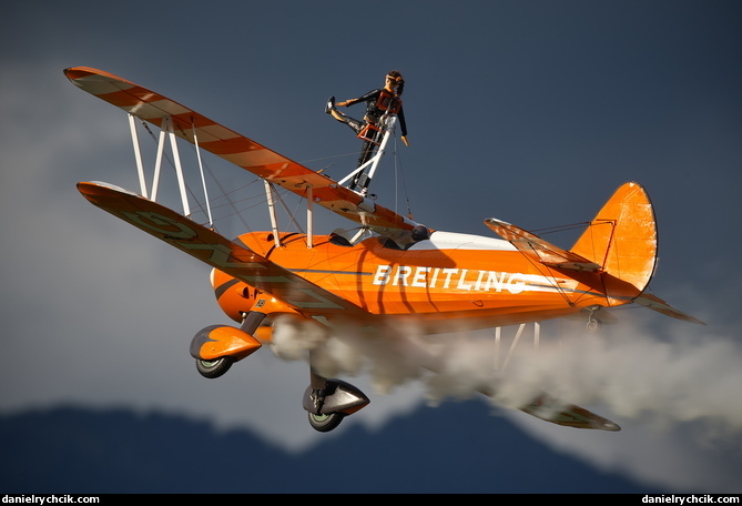 Boeing PT-17 Kaydet (Breitling Wingwalkers)