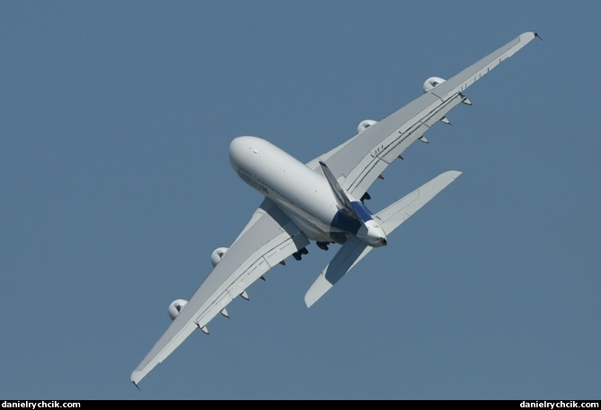 Airbus A340-600