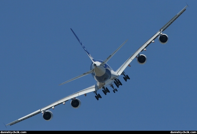 Airbus A340-600