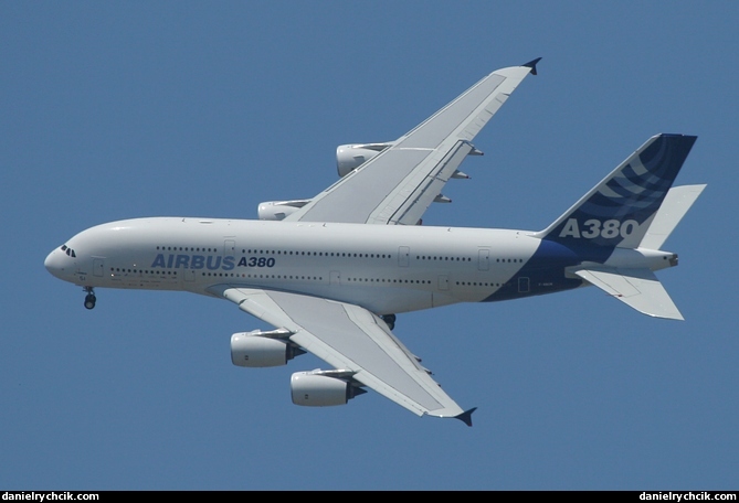 Airbus A380