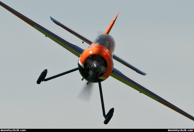 Yakovlev Yak-55 (RC model)