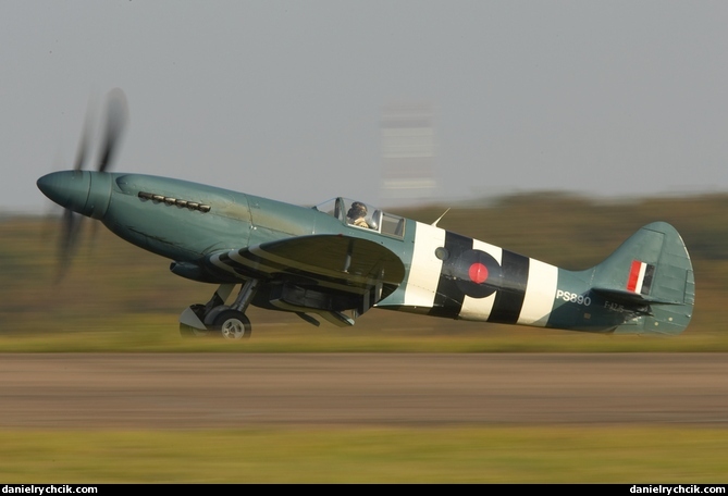 Supermarine 389 Spitfire PR19