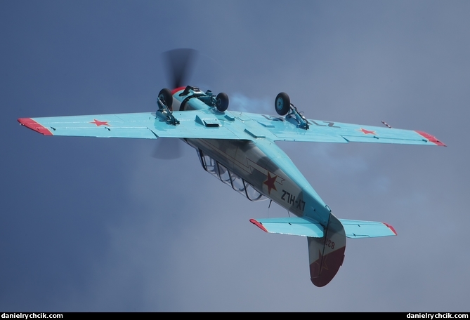 Yakovlev Yak-52