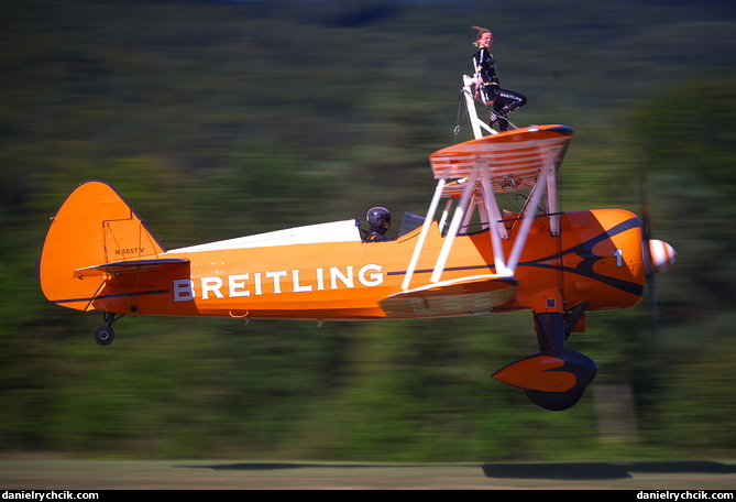 Boeing PT-17 Kaydet (Breitling Wingwalkers)