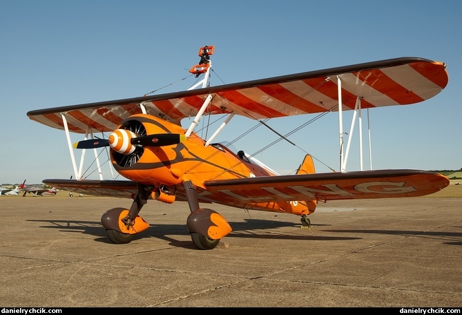 Boeing PT-17 Kaydet (Breitling Wingwalkers)
