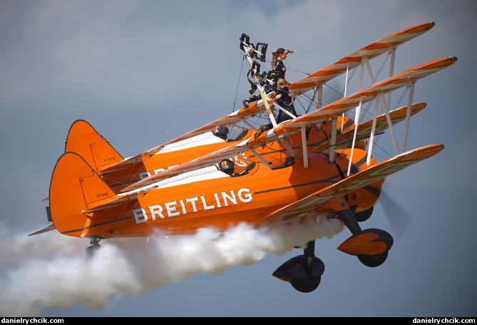 Boeing PT-17 Kaydet (Breitling Wingwalkers)