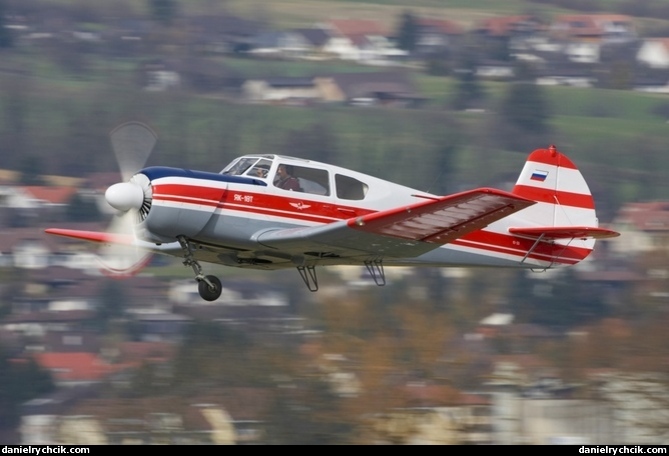 Yakovlev Yak-18T