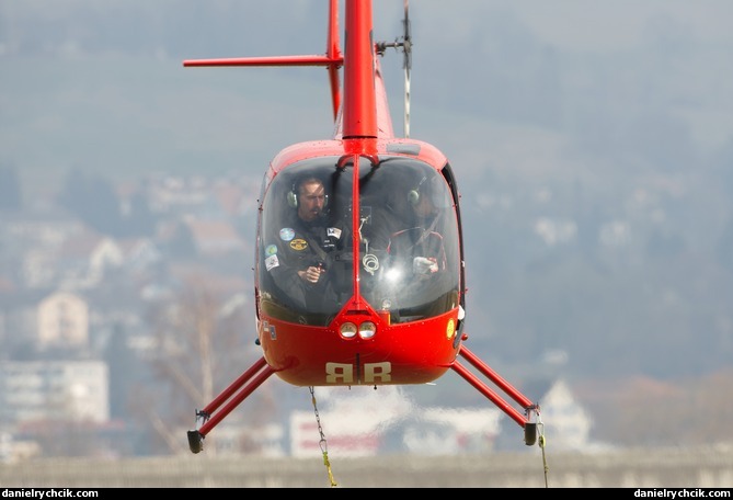 Robinson R-44 Raven