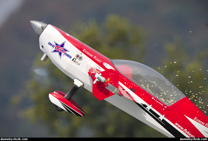Extra 300
