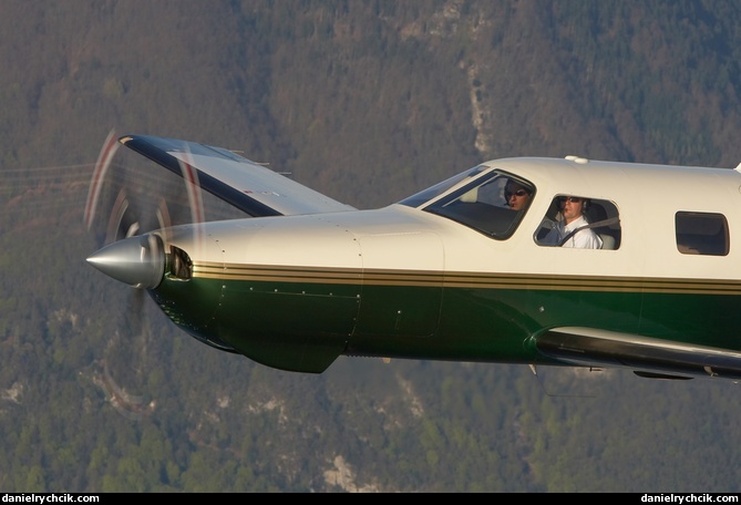 Piper Malibu HB-PRJ over Vaud