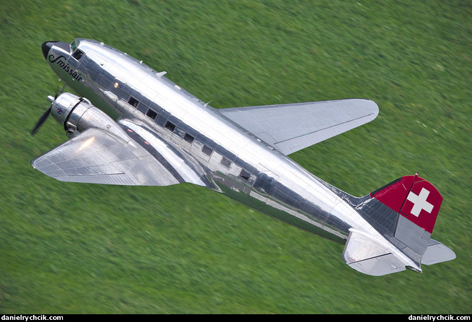 Douglas DC-3