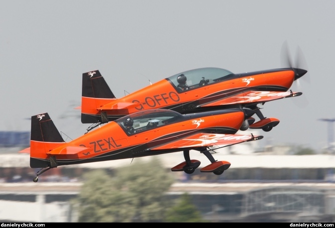 Extra 300 LP - The Blades