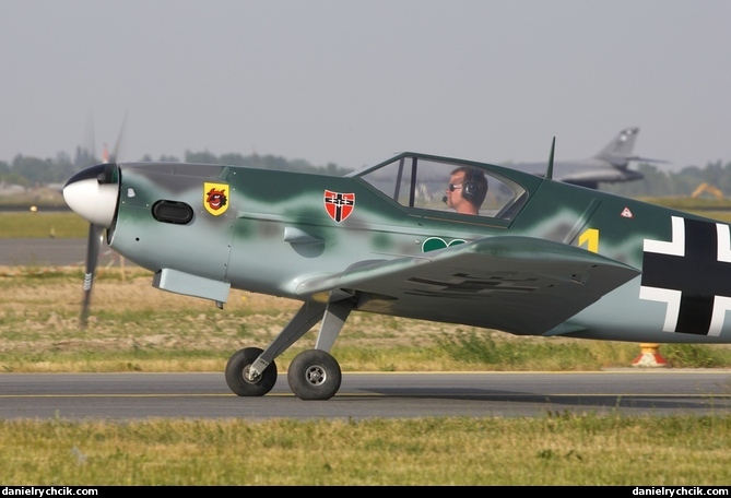 Peak Messerschmitt BF109R Replica