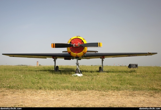 Yakovlev Yak-52