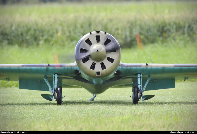 Polikarpov I-16