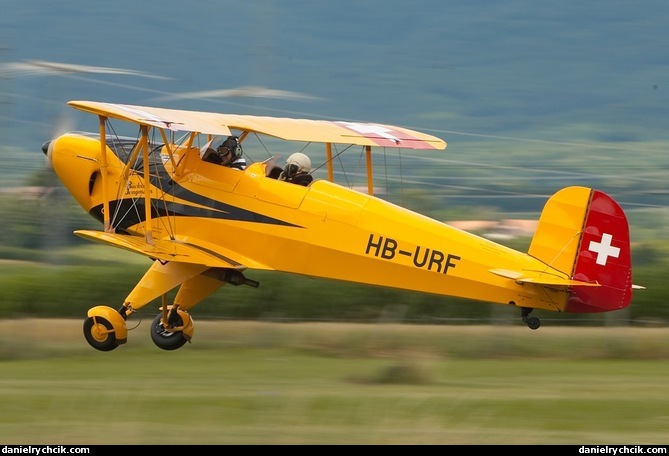 Bucker Bu-131 Jungmann