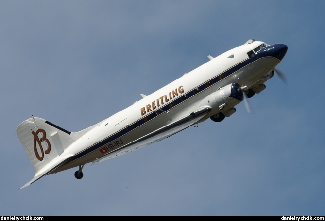 Douglas DC-3