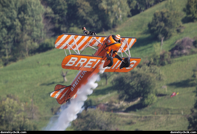 Boeing Stearman 75 (Breitling Wingwalkers)