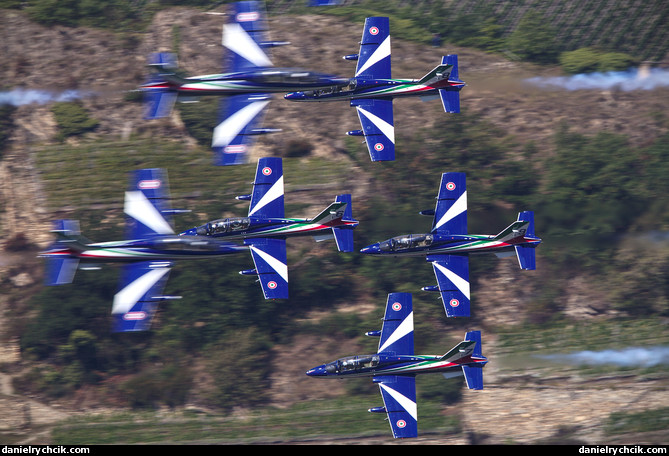 Opposition pass of the Frecce Tricolori