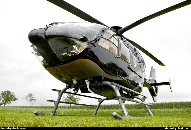 Aerospatiale AS-350B2 Ecureuil