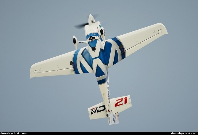 Zivko Edge 540K (Matthias Dolderer)