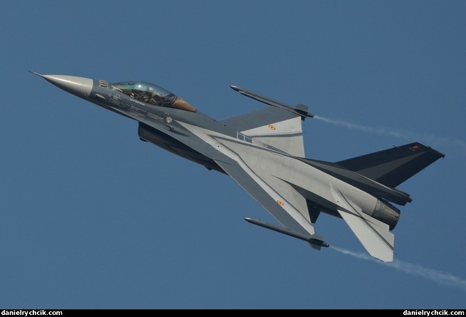 F-16C Falcon (Belgian Air Force - solo display)