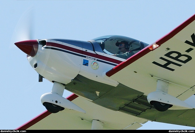 Robin DR-400